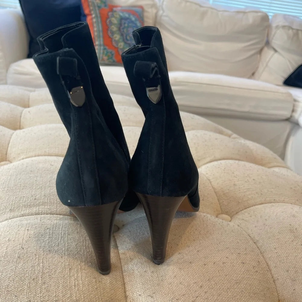Coach women’a black suede high heel booties - Picture 5 of 13